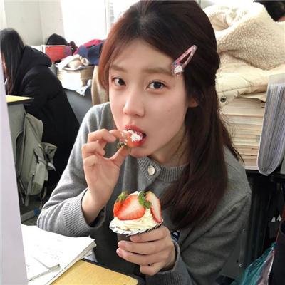 春色都将付以棠